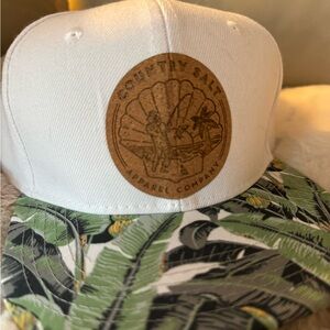 NEW Country Salt White and Green Cap